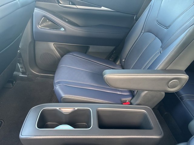 New 2026 INFINITI QX60 Luxe w/ Dark Cargo Package image 9