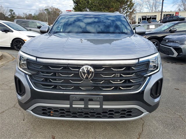 Used 2025 Volkswagen Atlas Cross Sport SE video 2