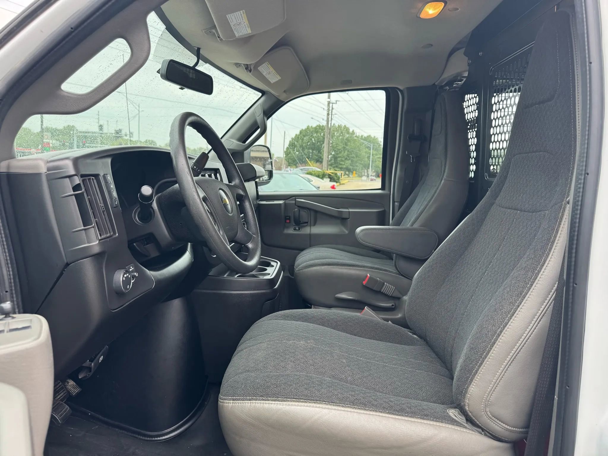 Used 2020 Chevrolet Express 2500 w/ Driver Convenience Package image 9