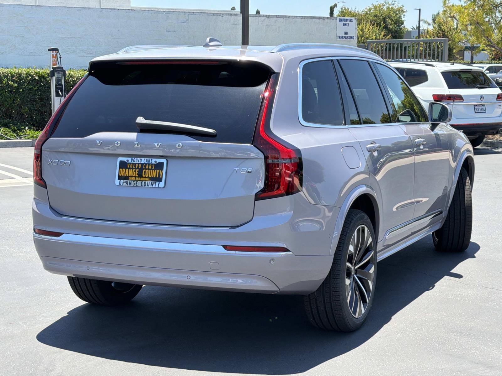 New 2026 Volvo XC90 T8 Plus AWD/4WD image 6