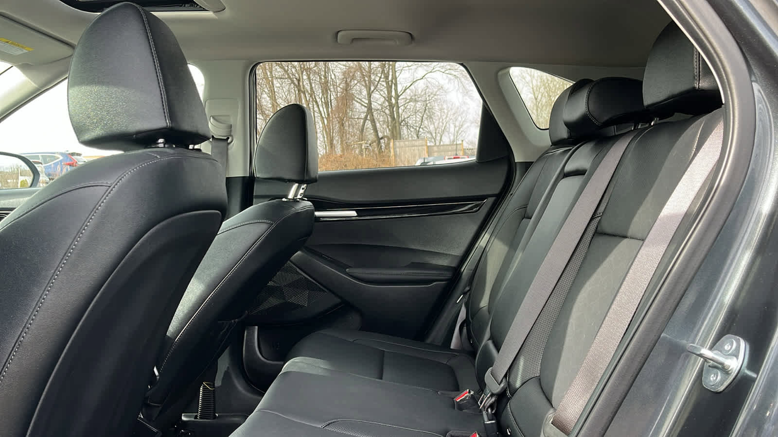 Used 2025 Kia Seltos SX w/ SX Sunroof Package image 26