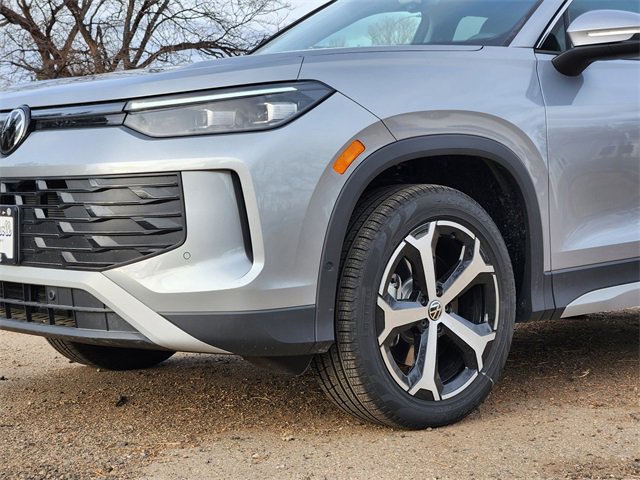 New 2025 Volkswagen Tiguan SE image 7