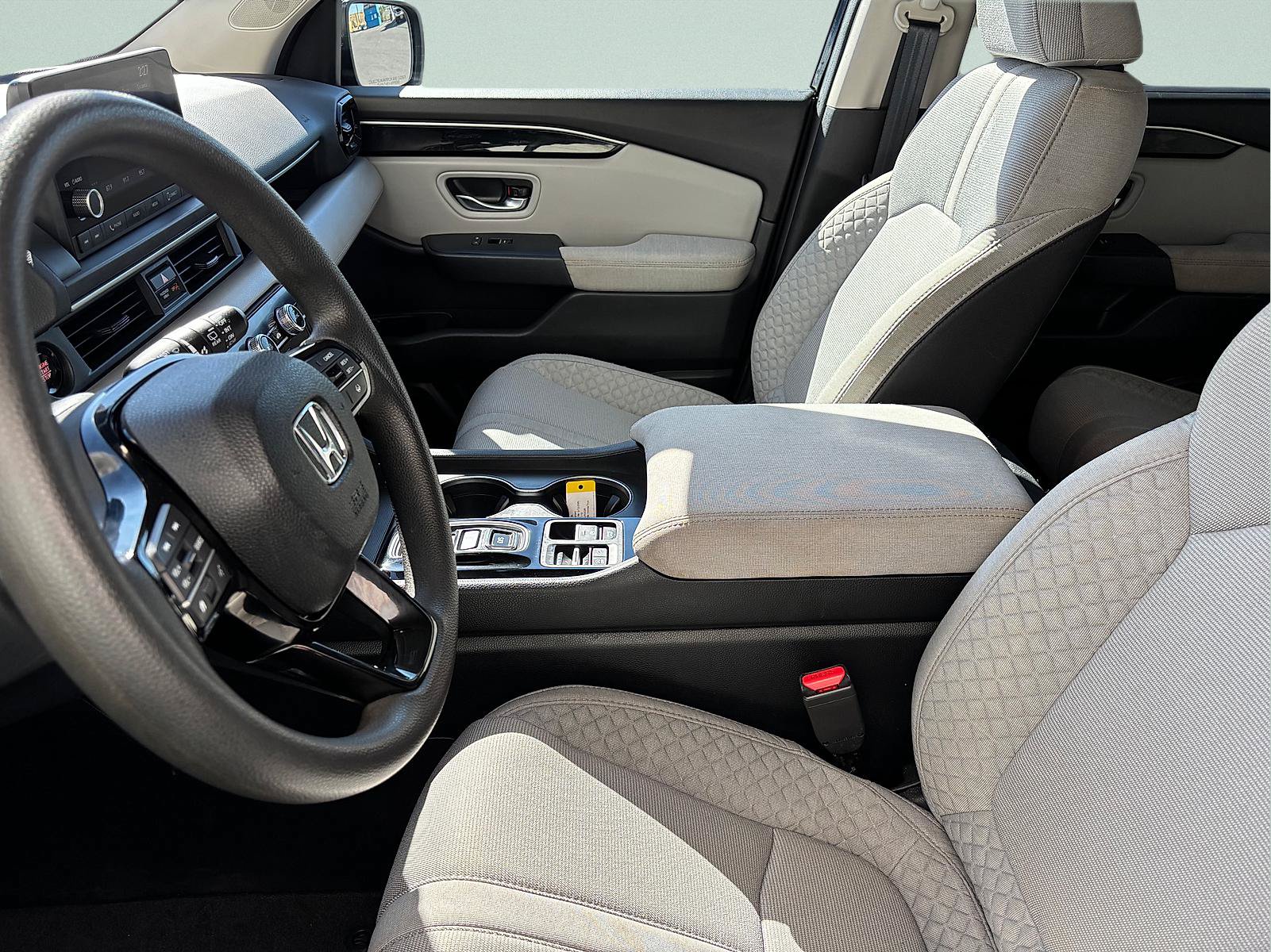 Certified 2023 Honda Pilot LX image 13