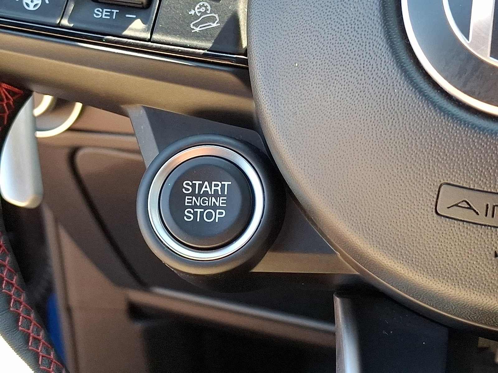 Used 2023 Alfa Romeo Stelvio Estrema AWD/4WD image 29