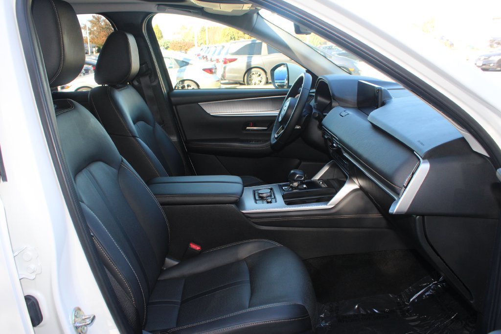 Used 2024 MAZDA CX-90 3.3 Turbo w/ Premium Package AWD/4WD image 13