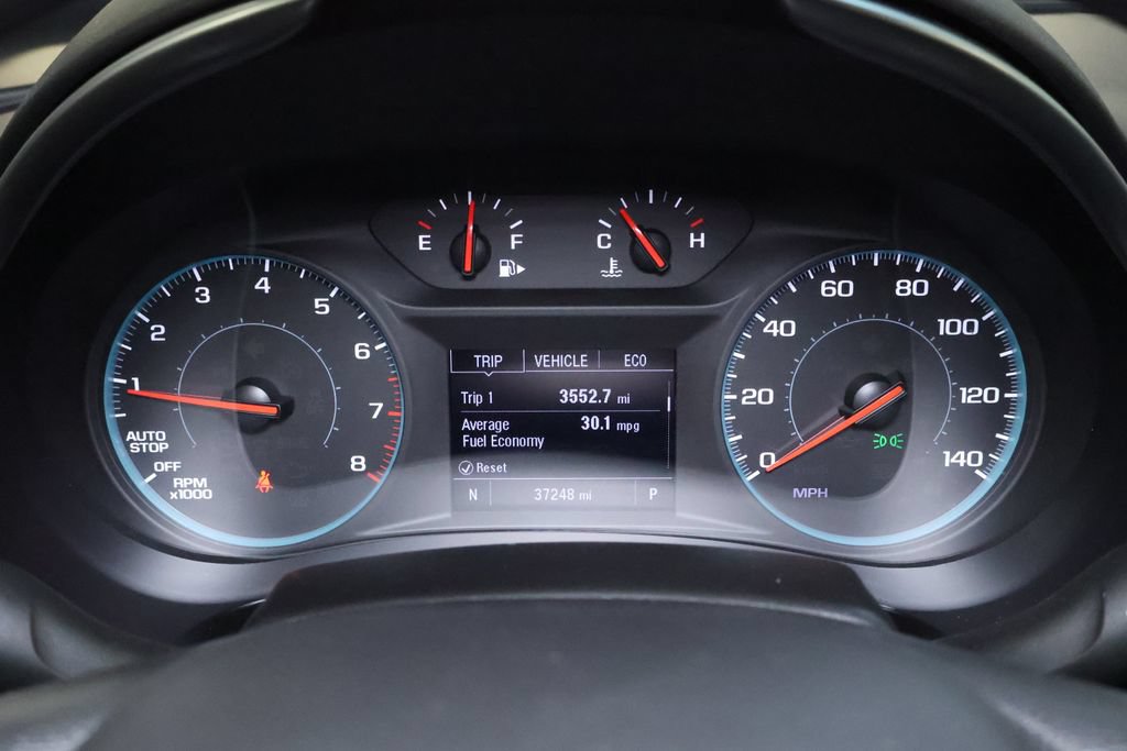 Used 2025 Chevrolet Malibu LT FWD image 18
