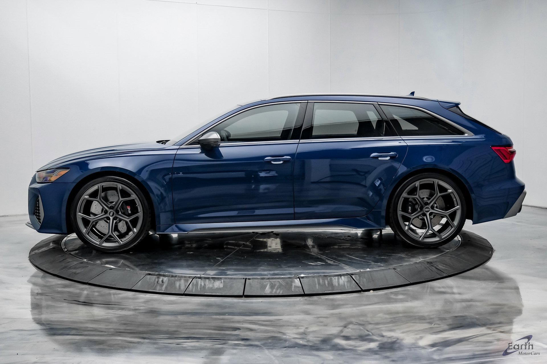 Used 2025 Audi RS 6 performance image 5