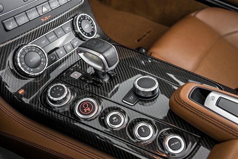 Used 2012 Mercedes-Benz SLS AMG Roadster image 26