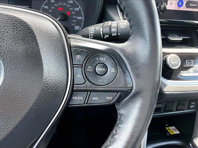 Used 2023 Toyota Corolla Cross SE image 17