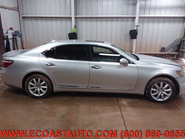 Used 2007 Lexus LS 460 L RWD image 3