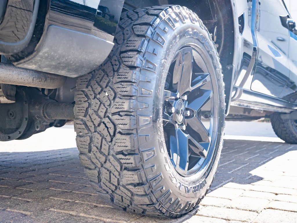 Used 2020 Chevrolet Silverado 1500 LT Trail Boss image 42