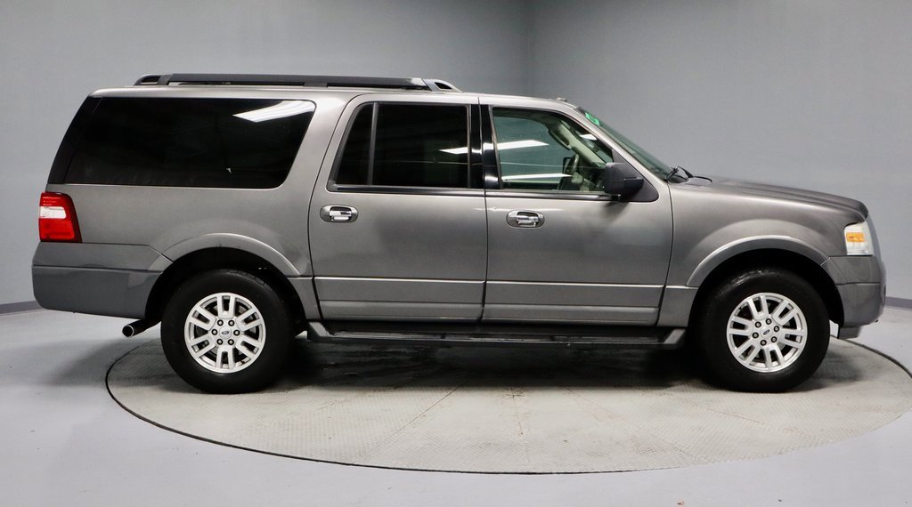 Used 2011 Ford Expedition EL XLT image 4