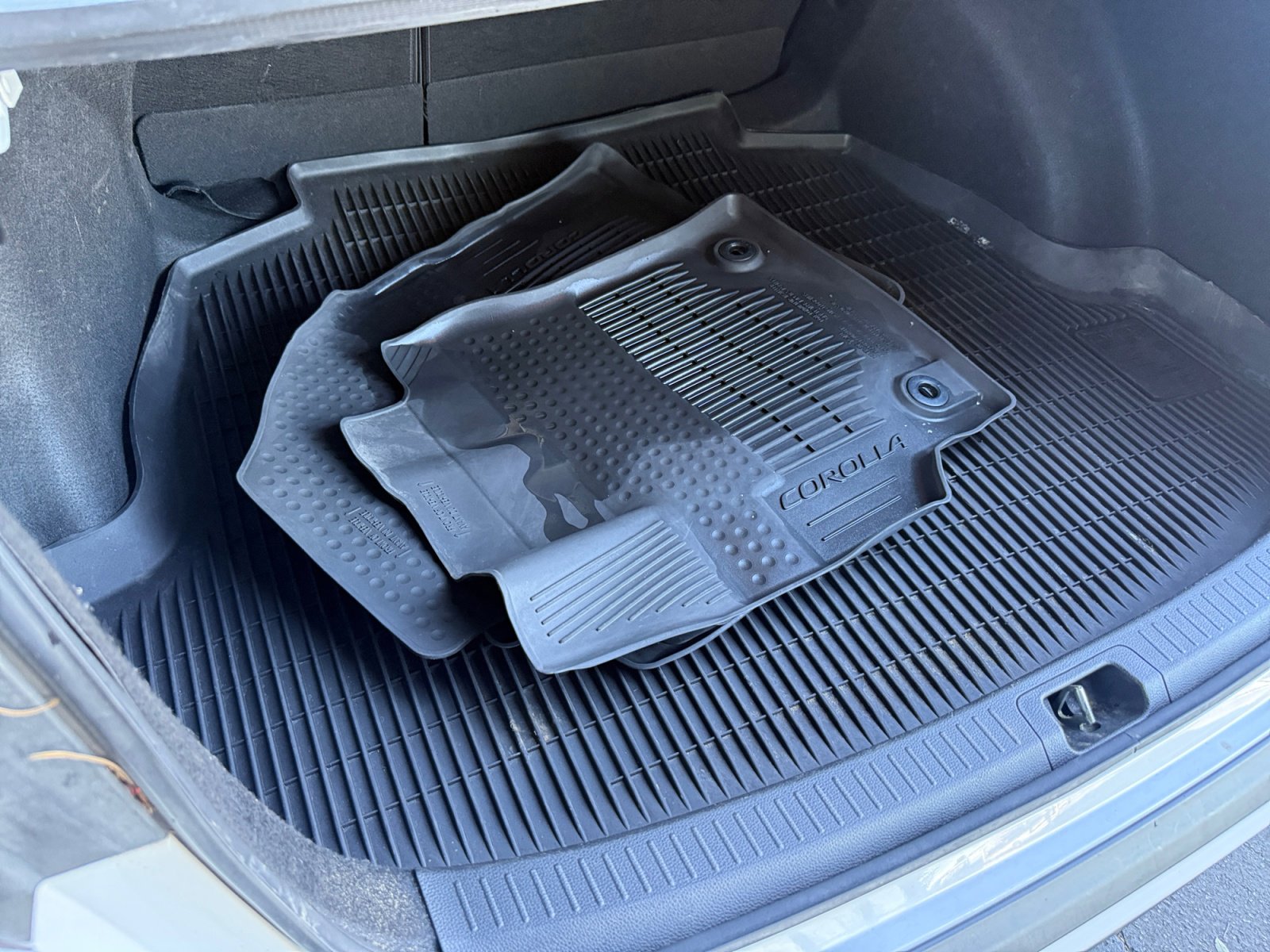 Used 2023 Toyota Corolla LE image 17