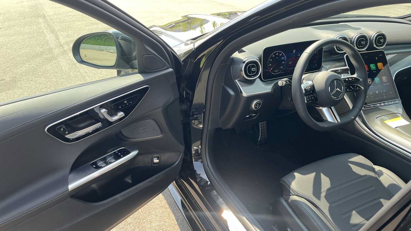 New 2026 Mercedes-Benz C 300 4MATIC Sedan image 14