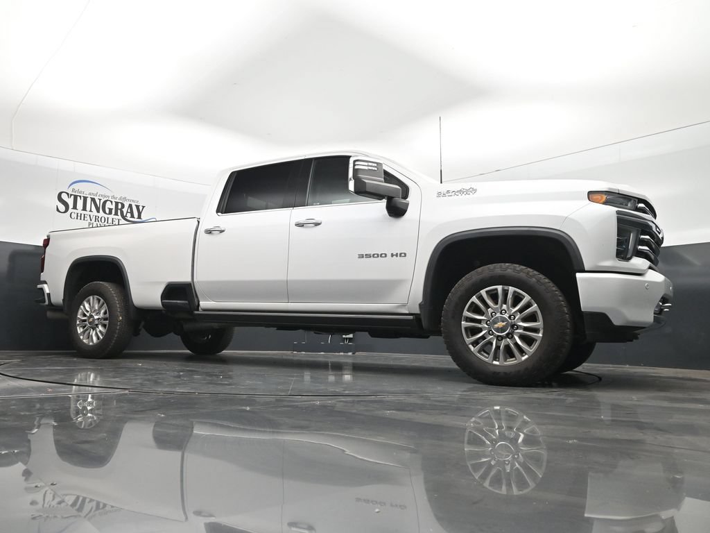 Used 2023 Chevrolet Silverado 3500 High Country AWD/4WD image 26