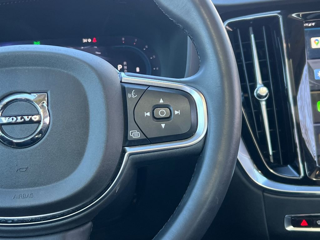 Used 2024 Volvo S60 B5 Core image 23