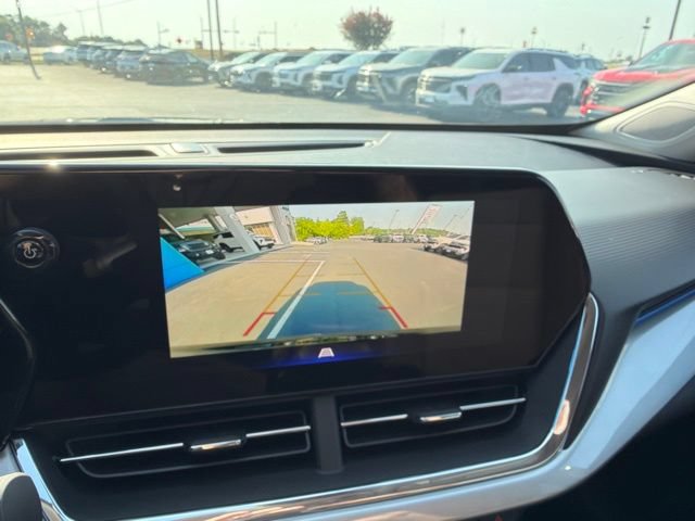 New 2026 Chevrolet Trax LT w/ LT Convenience Package FWD image 17