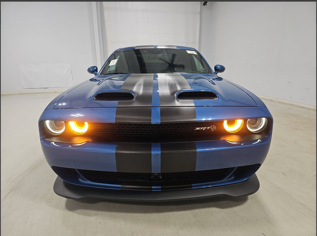 Used 2021 Dodge Challenger SRT Hellcat w/ Plus Package RWD image 8
