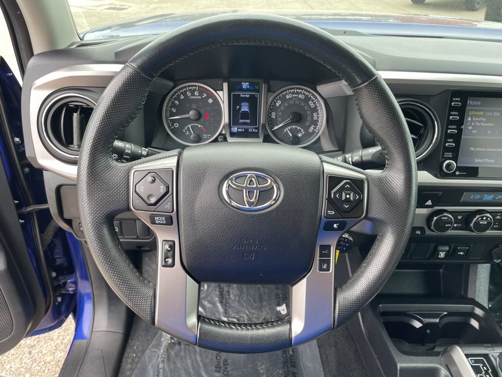 Used 2022 Toyota Tacoma SR5 AWD/4WD image 14