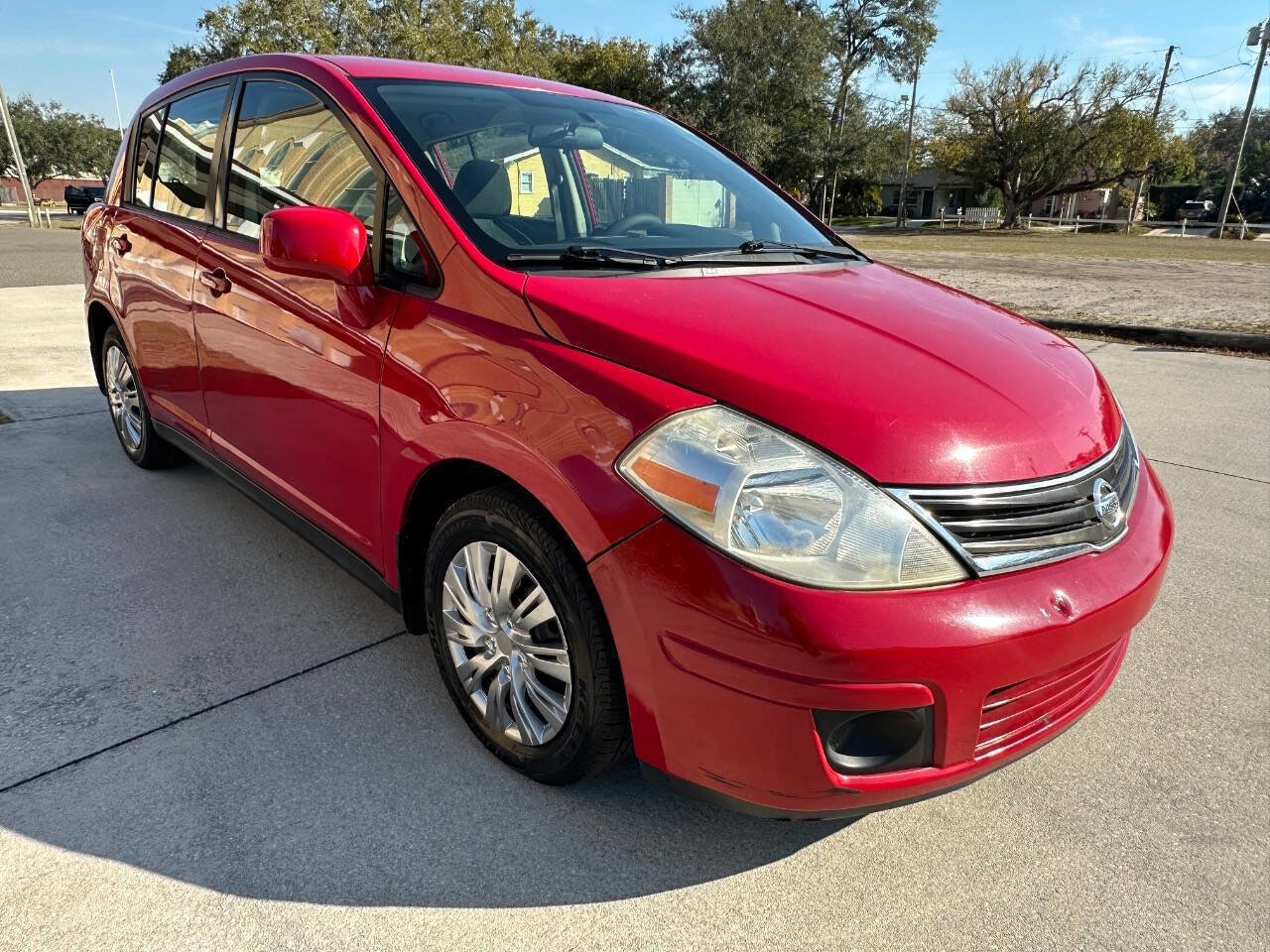 Used 2012 Nissan Versa 1.8 S w/ Plus Pkg image 4