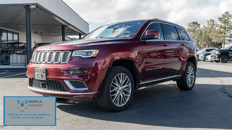 Used 2017 Jeep Grand Cherokee Summit w/ Platinum Series Group AWD/4WD image 7