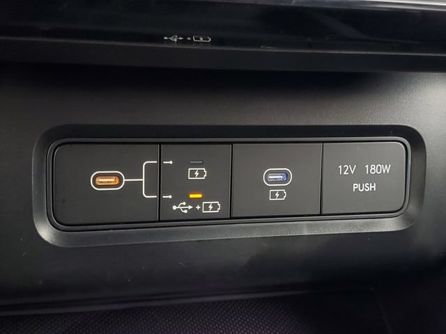 Used 2025 Hyundai Tucson Limited AWD/4WD image 31