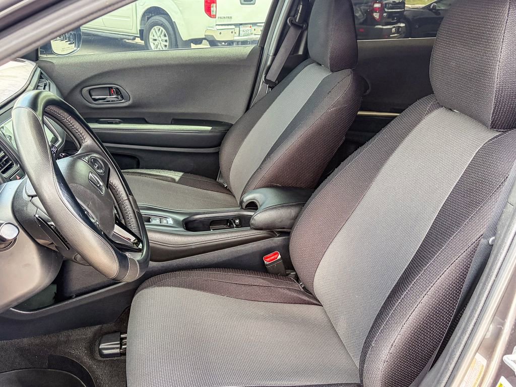 Used 2022 Honda HR-V Sport image 38