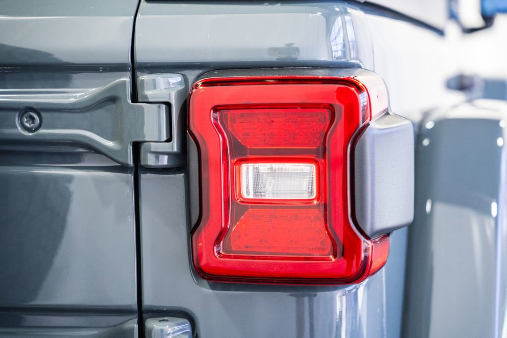 New 2026 Jeep Wrangler Rubicon w/ Dual Top Group image 6