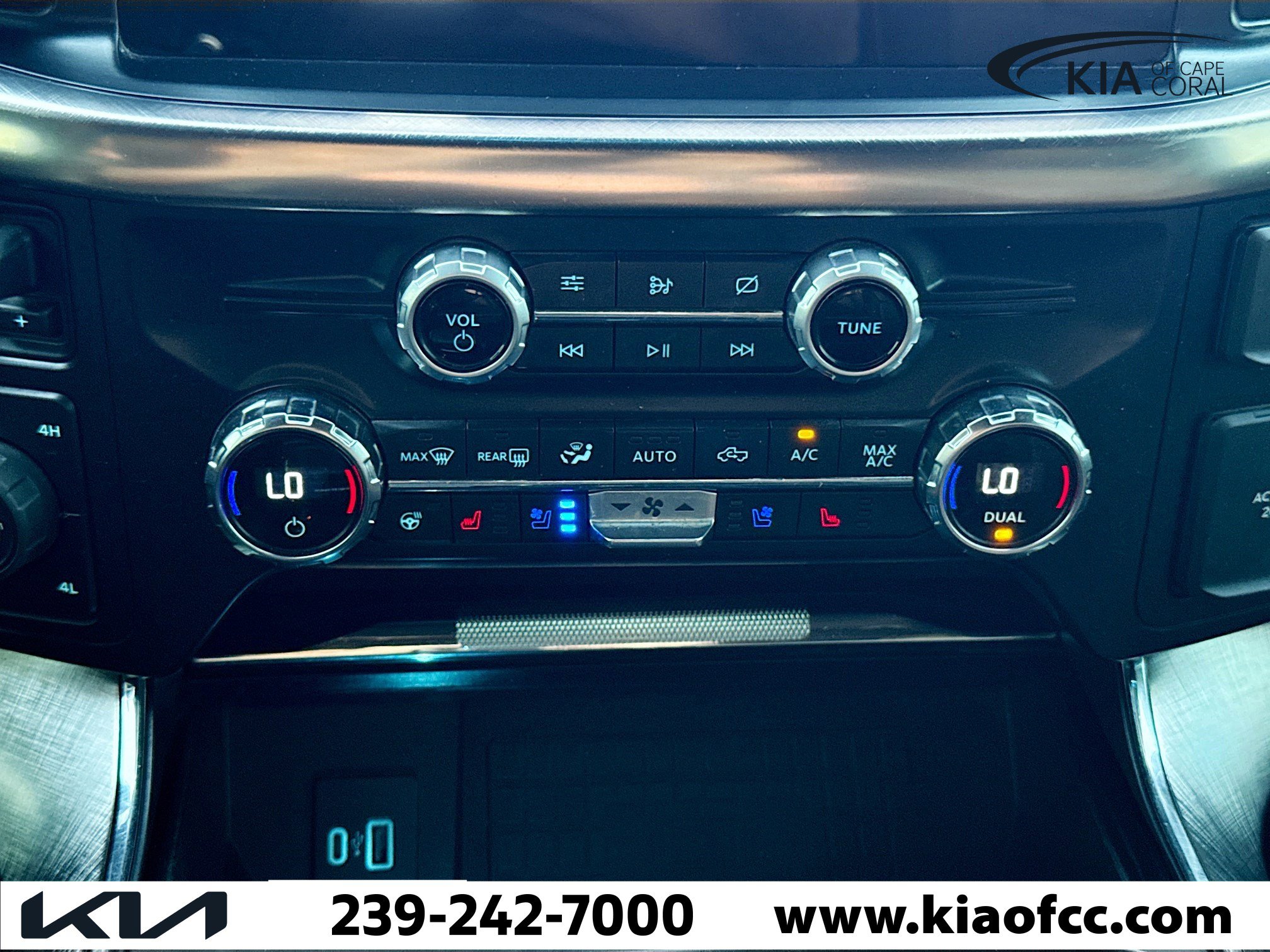 Used 2021 Ford F150 King Ranch w/ Equipment Group 601A High AWD/4WD image 33