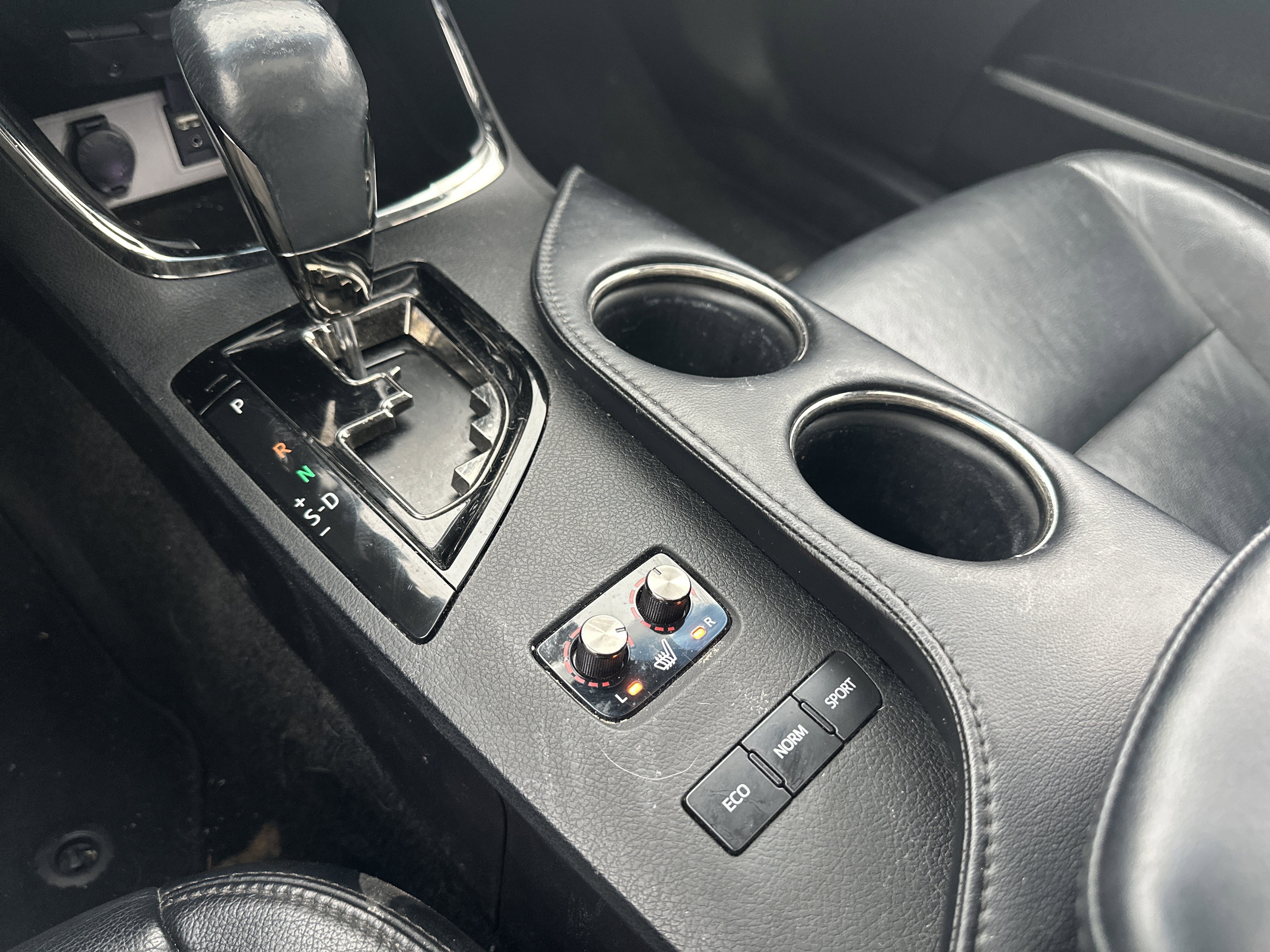 Used 2015 Toyota Avalon XLE Touring FWD image 30