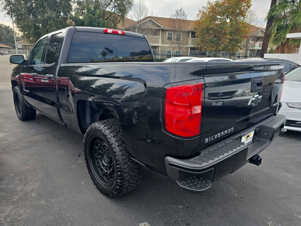 Used 2017 Chevrolet Silverado 1500 Custom w/ Custom Convenience Package image 9