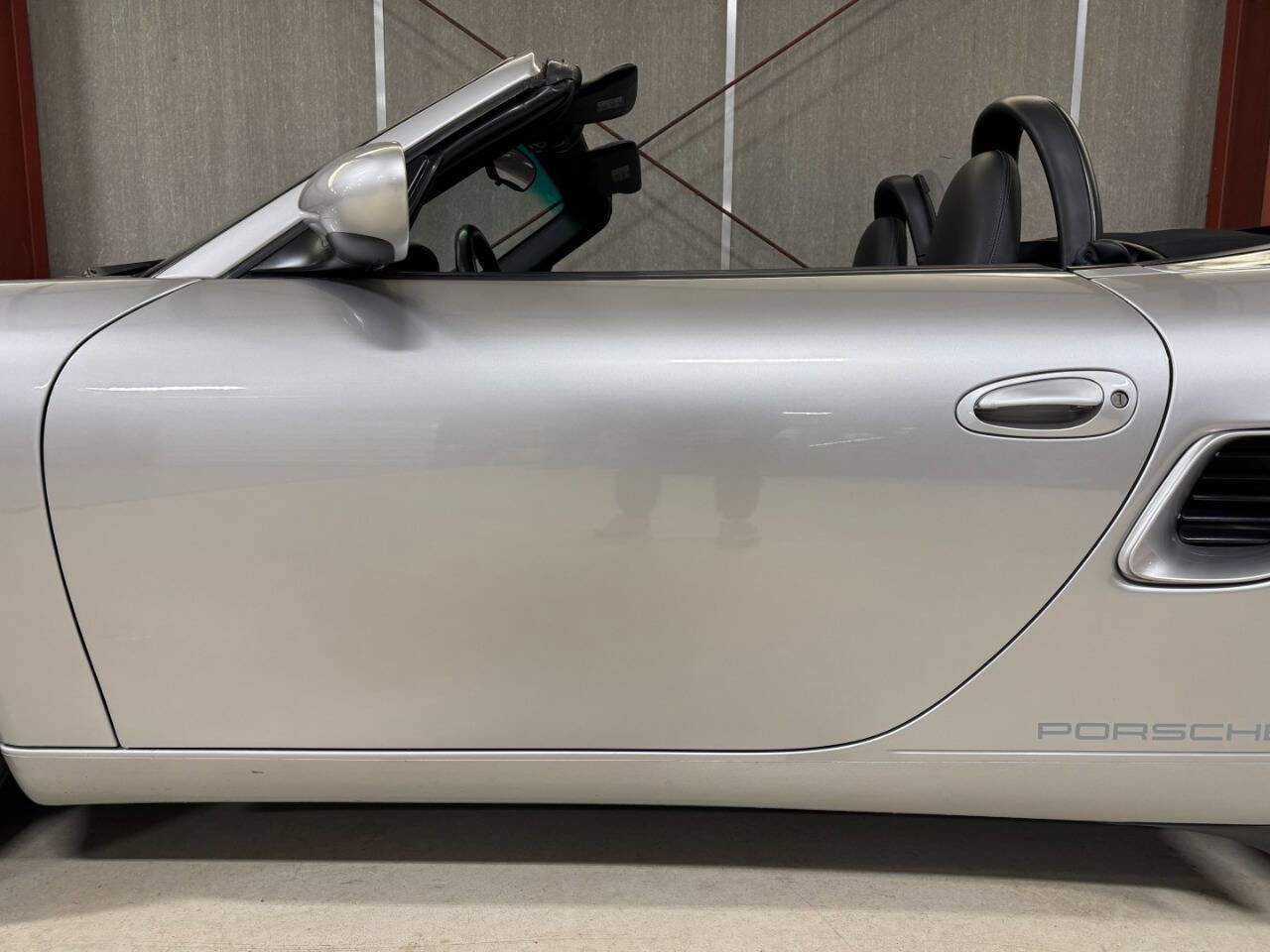Used 2001 Porsche Boxster S image 23