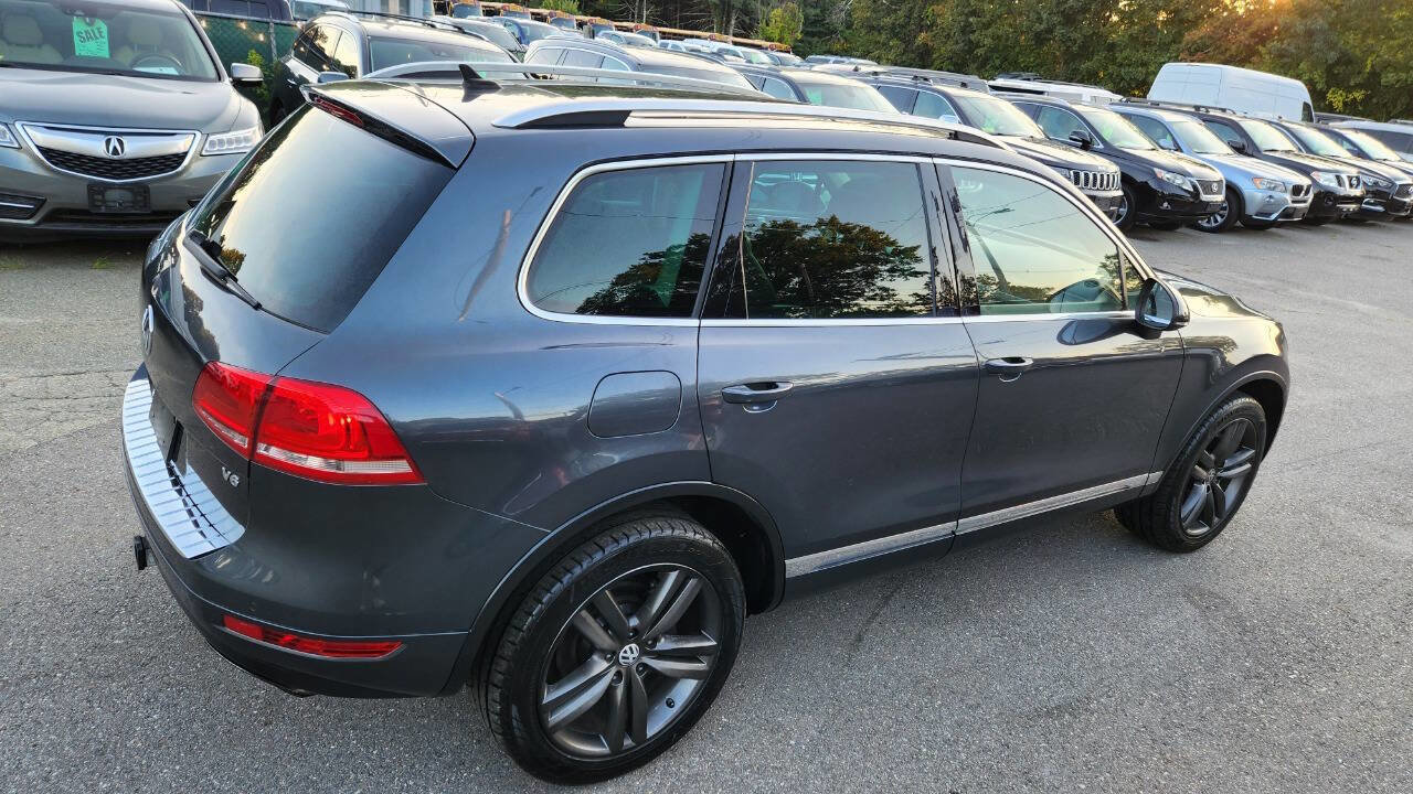 Used 2012 Volkswagen Touareg Executive image 14