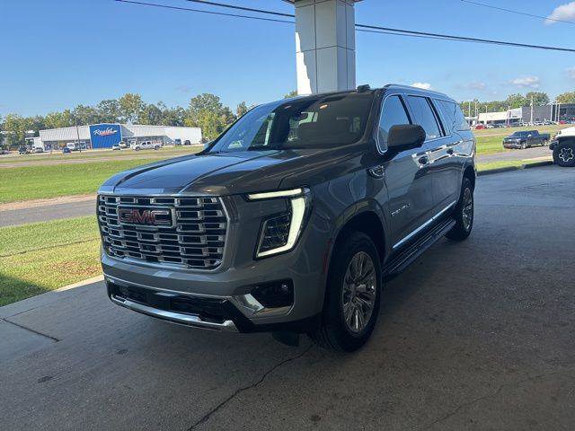 New 2026 GMC Yukon XL Denali image 4