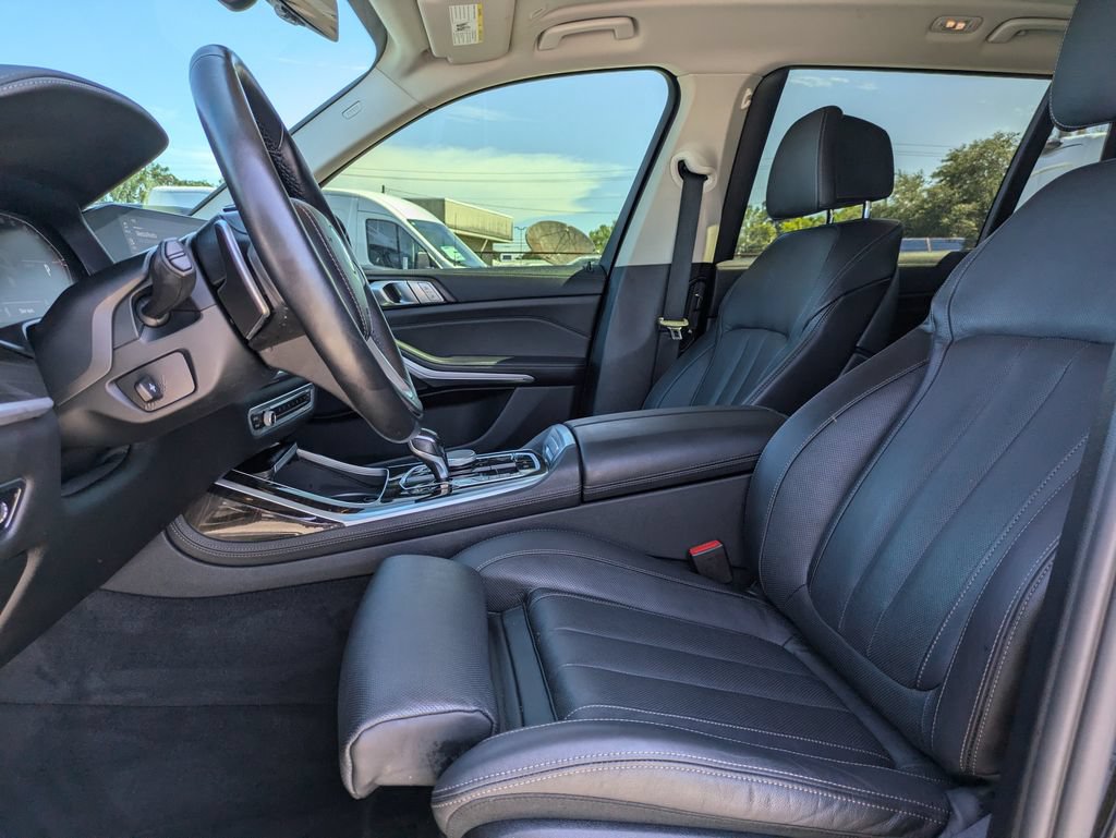 Used 2021 BMW X7 xDrive40i w/ Premium Package 2 AWD/4WD image 14