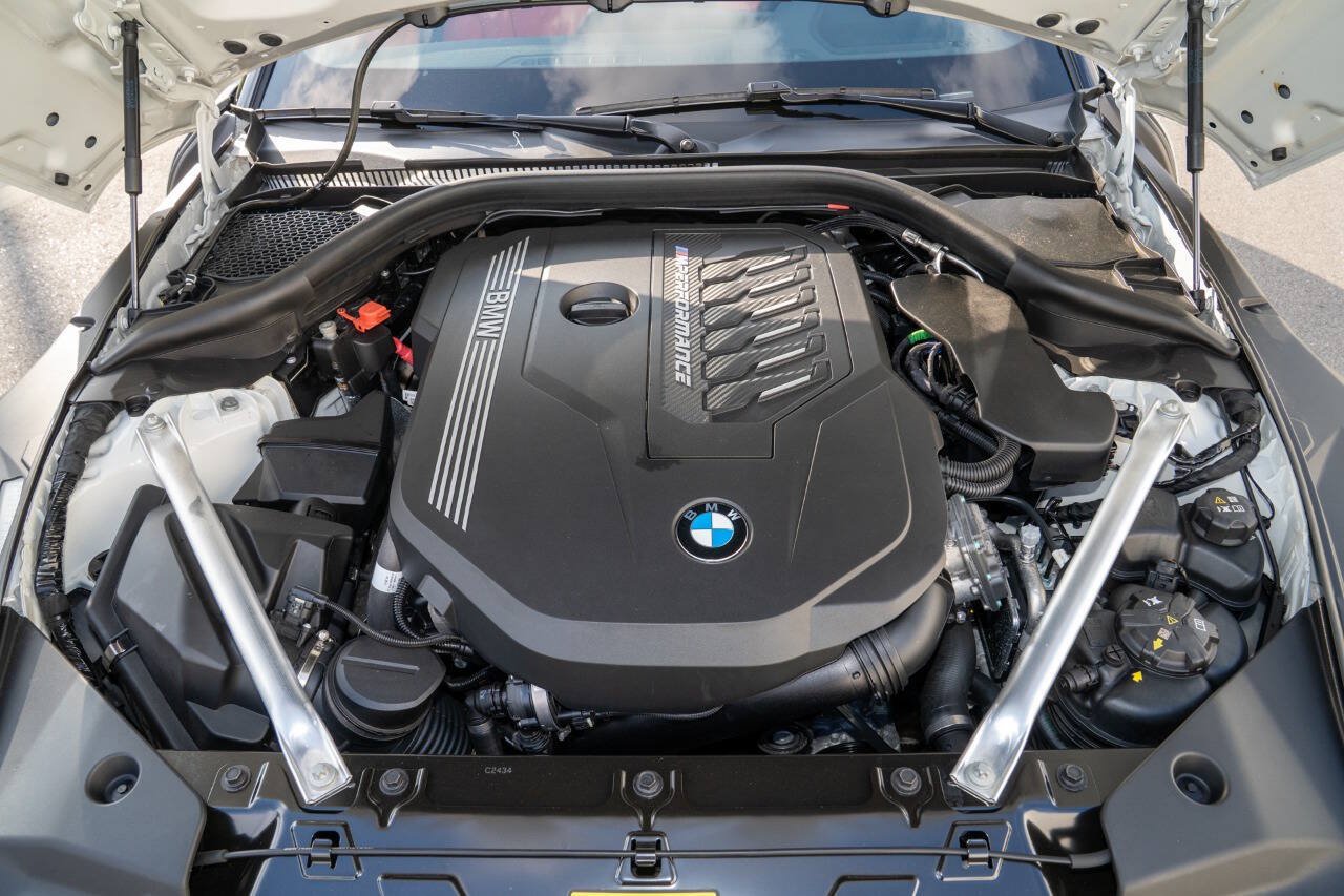 Used 2025 BMW Z4 M40i w/ Edition RWD image 53