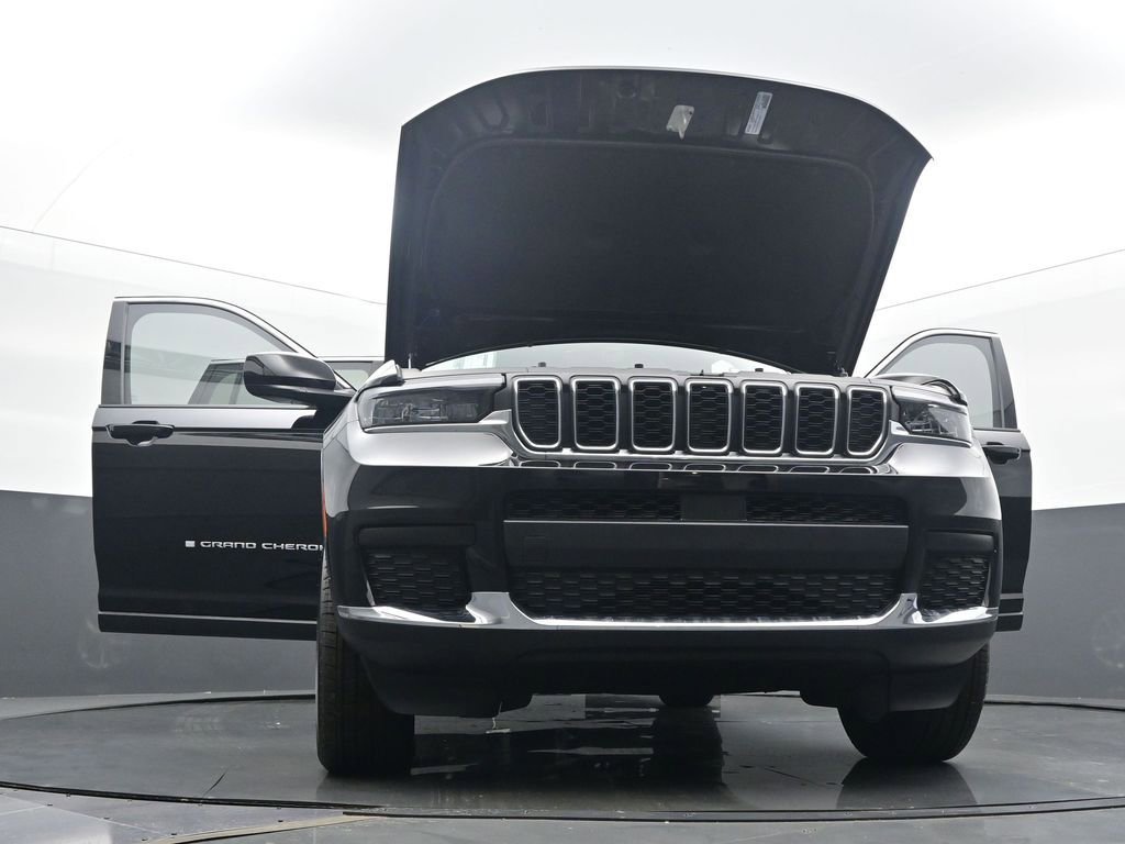 New 2025 Jeep Grand Cherokee L Laredo w/ Luxury Tech Group I image 60