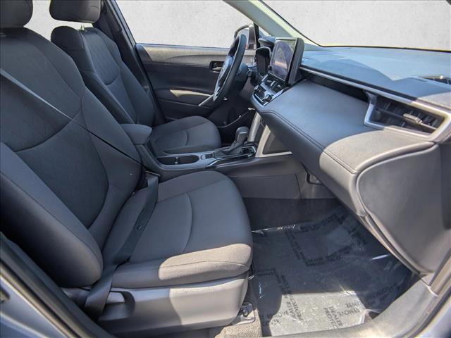 Used 2024 Toyota Corolla Cross LE FWD image 19