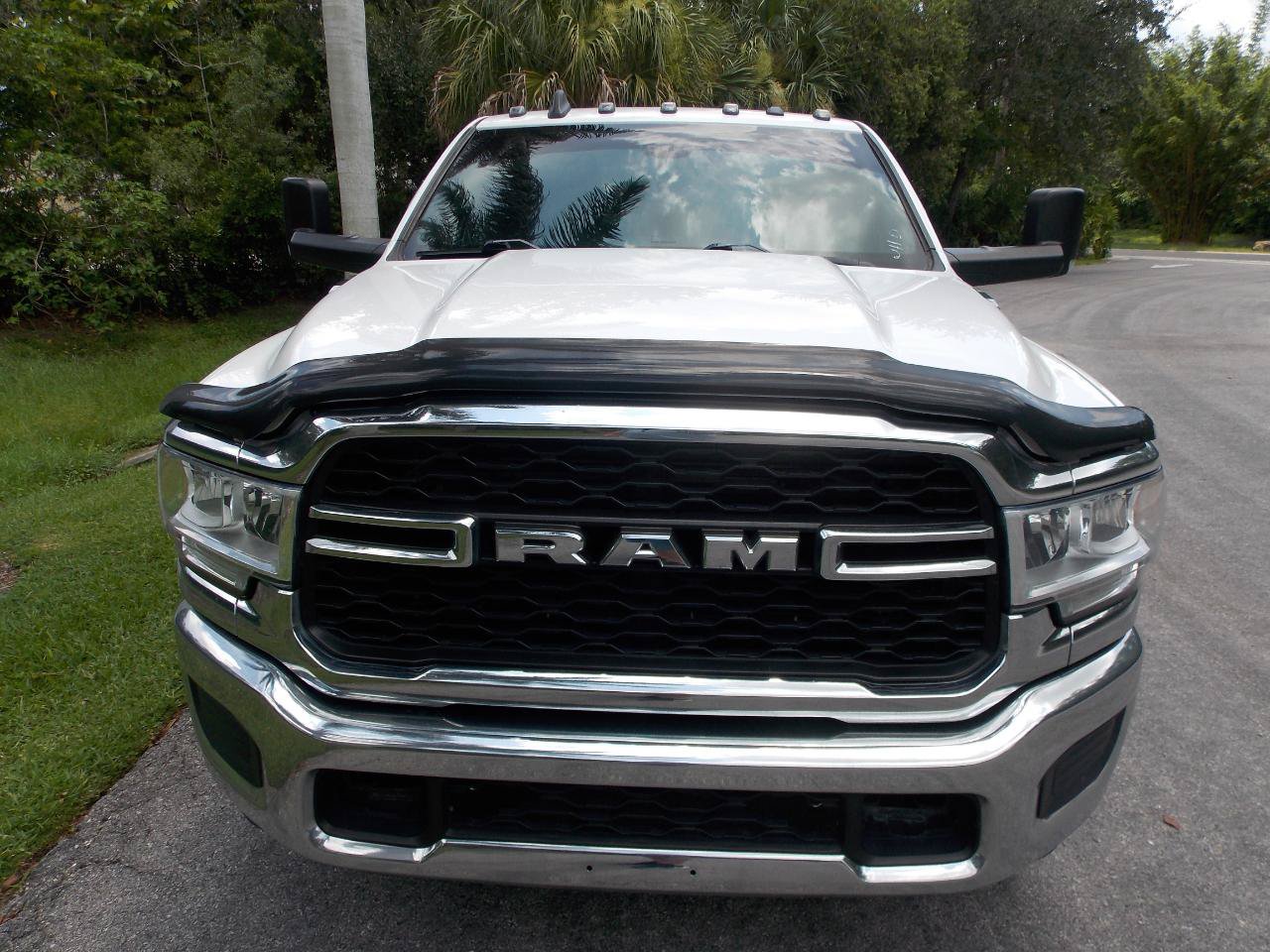 Used 2022 RAM 2500 Tradesman w/ Chrome Appearance Group AWD/4WD image 13