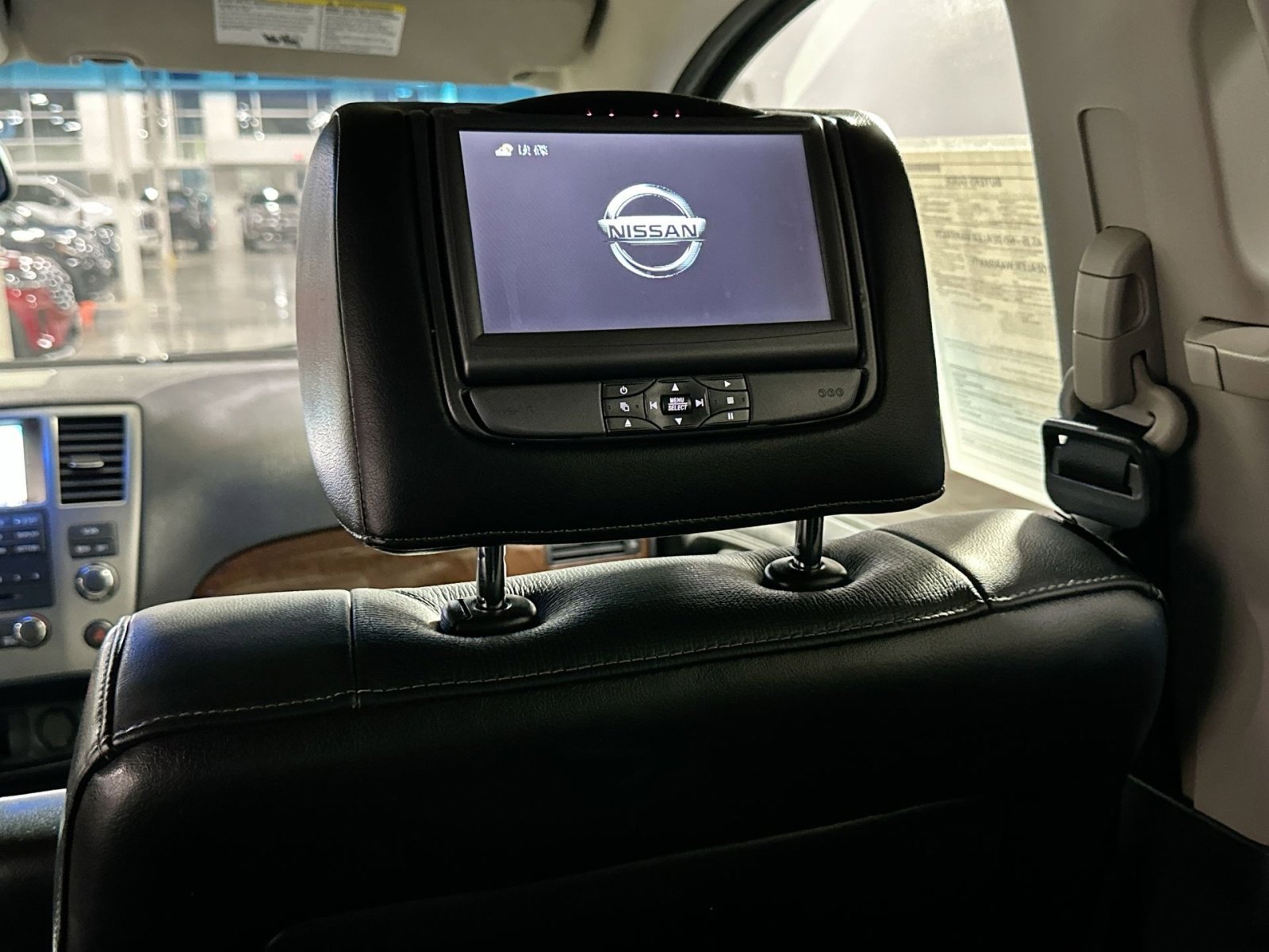 Used 2015 Nissan Armada Platinum image 36