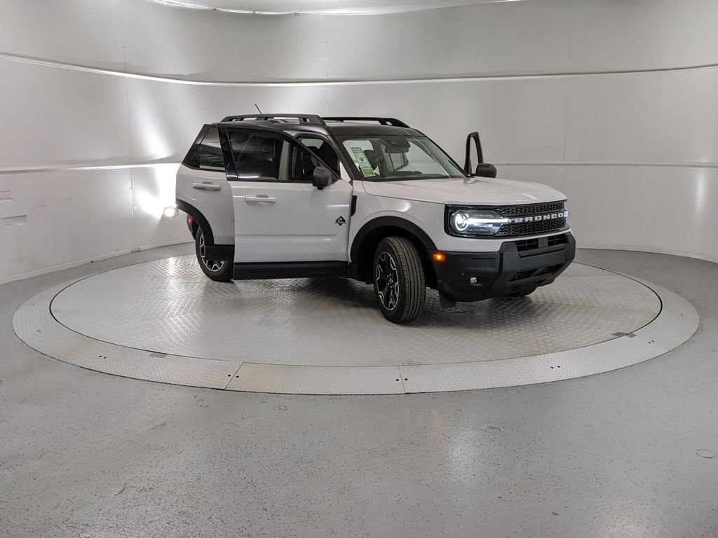 New 2025 Ford Bronco Sport Outer Banks w/ Outer Banks Tech Package+ image 7