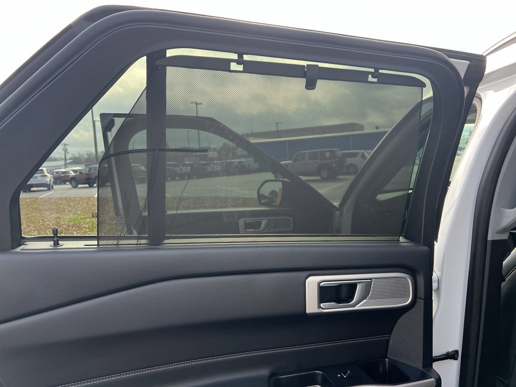 Used 2024 Ford Explorer Limited image 8