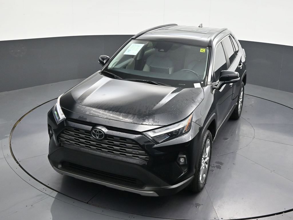 Used 2022 Toyota RAV4 Limited w/ Limited Grade Weather Package FWD image 21