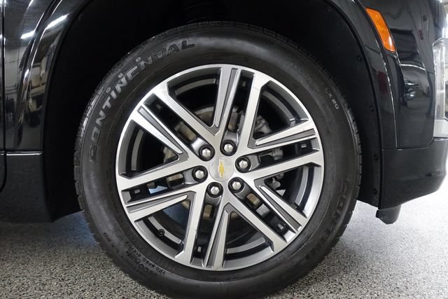 Used 2023 Chevrolet Traverse High Country w/ LPO, Floor Liner Package AWD/4WD image 30
