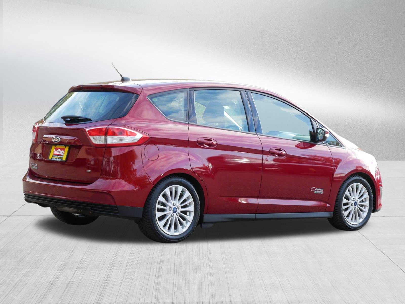 Used 2017 Ford C-MAX Energi SE w/ Cold Weather Package FWD image 7