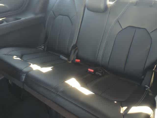 New 2026 Chrysler Voyager LX FWD image 20