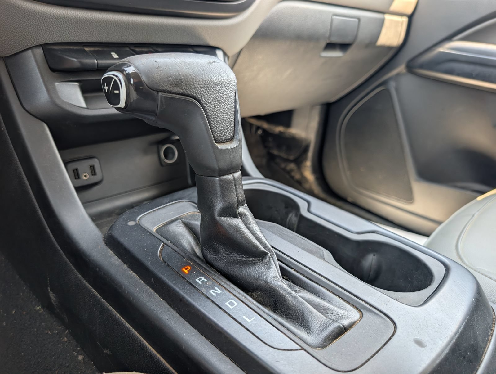 Used 2021 Chevrolet Colorado W/T RWD image 11