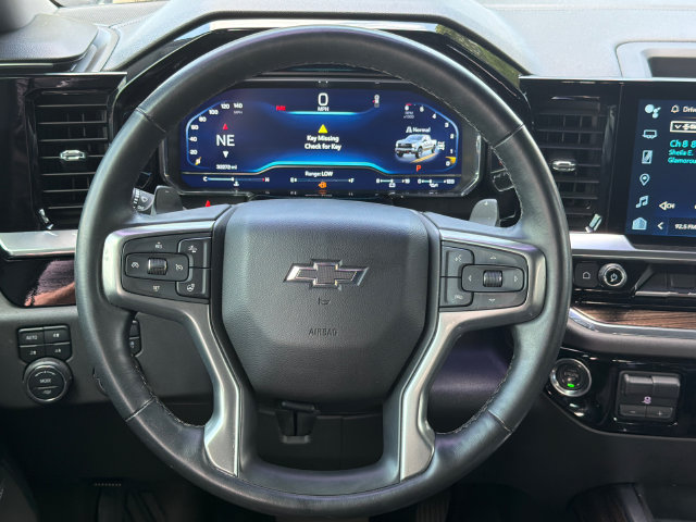 Used 2024 Chevrolet Silverado 1500 LT Trail Boss w/ Convenience Package II AWD/4WD image 23