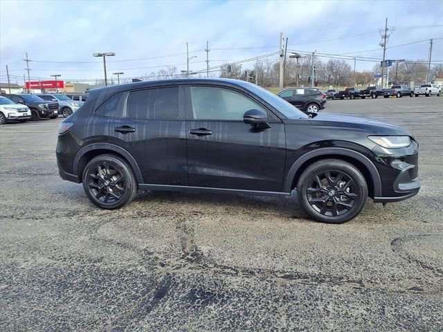 Used 2025 Honda HR-V Sport image 9