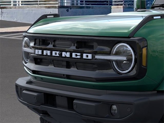 New 2025 Ford Bronco Outer Banks image 19